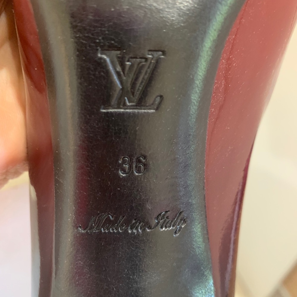 Louis Vuitton red to black ombré dice heels - Picture 6 of 6